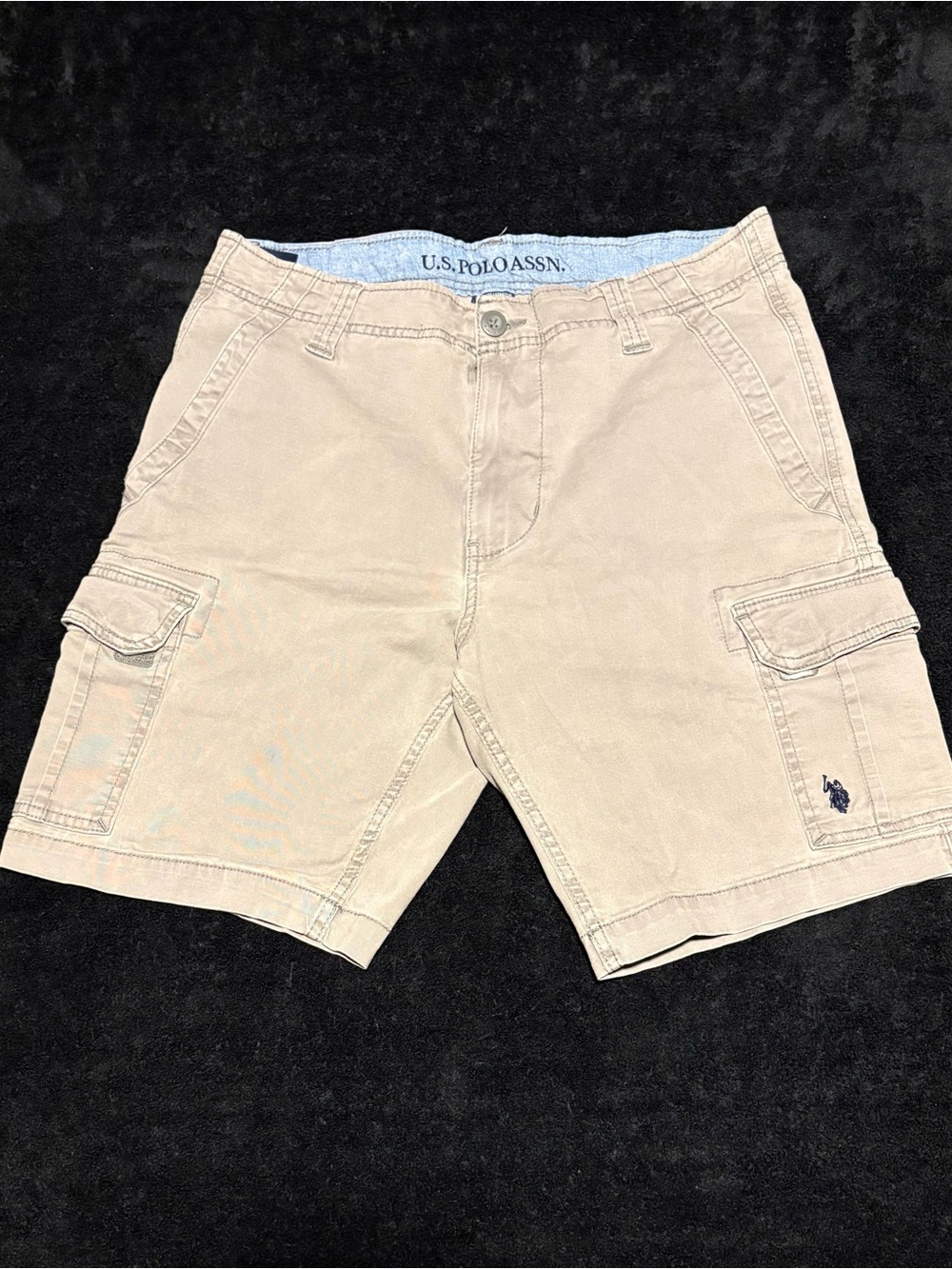 U.S. Polo Assn. ACTIVATE STRETCH Tan Cargo Shorts 8” inseam Size: 32